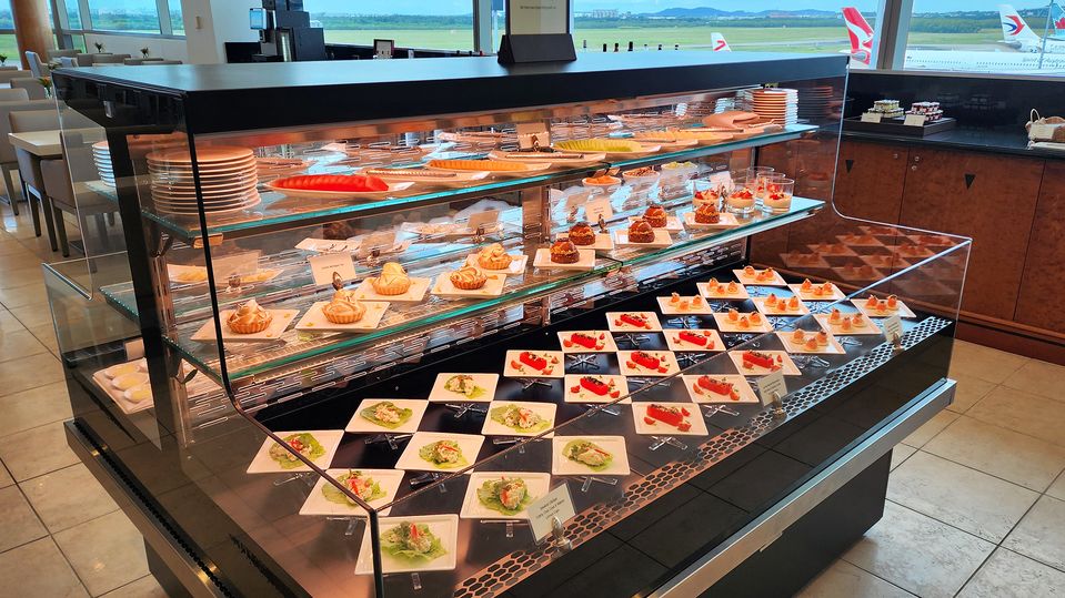 Pre-plated sweet and savoury bites.