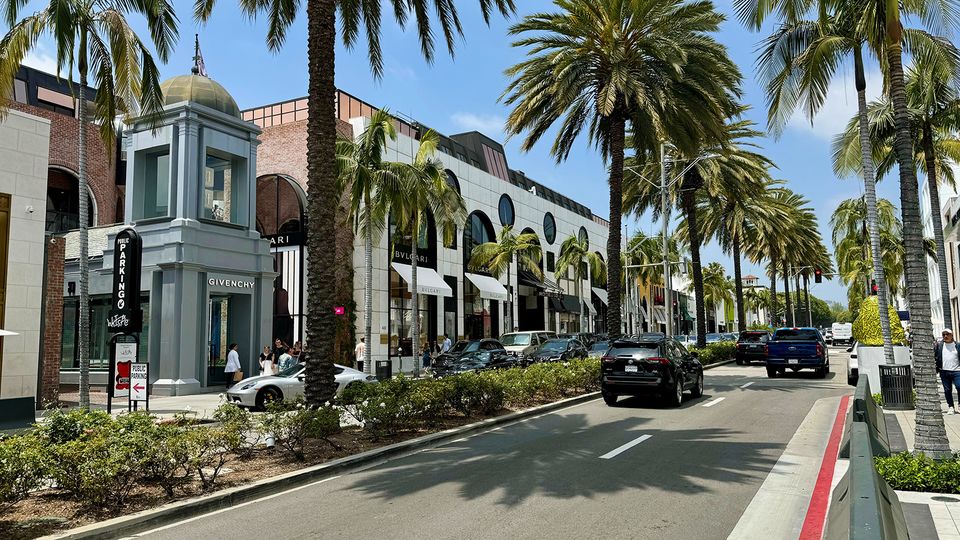 Rodeo Drive is directly opposite the hotel's main entrance.