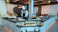 Emirates upgrades Dubai first class lounge dining